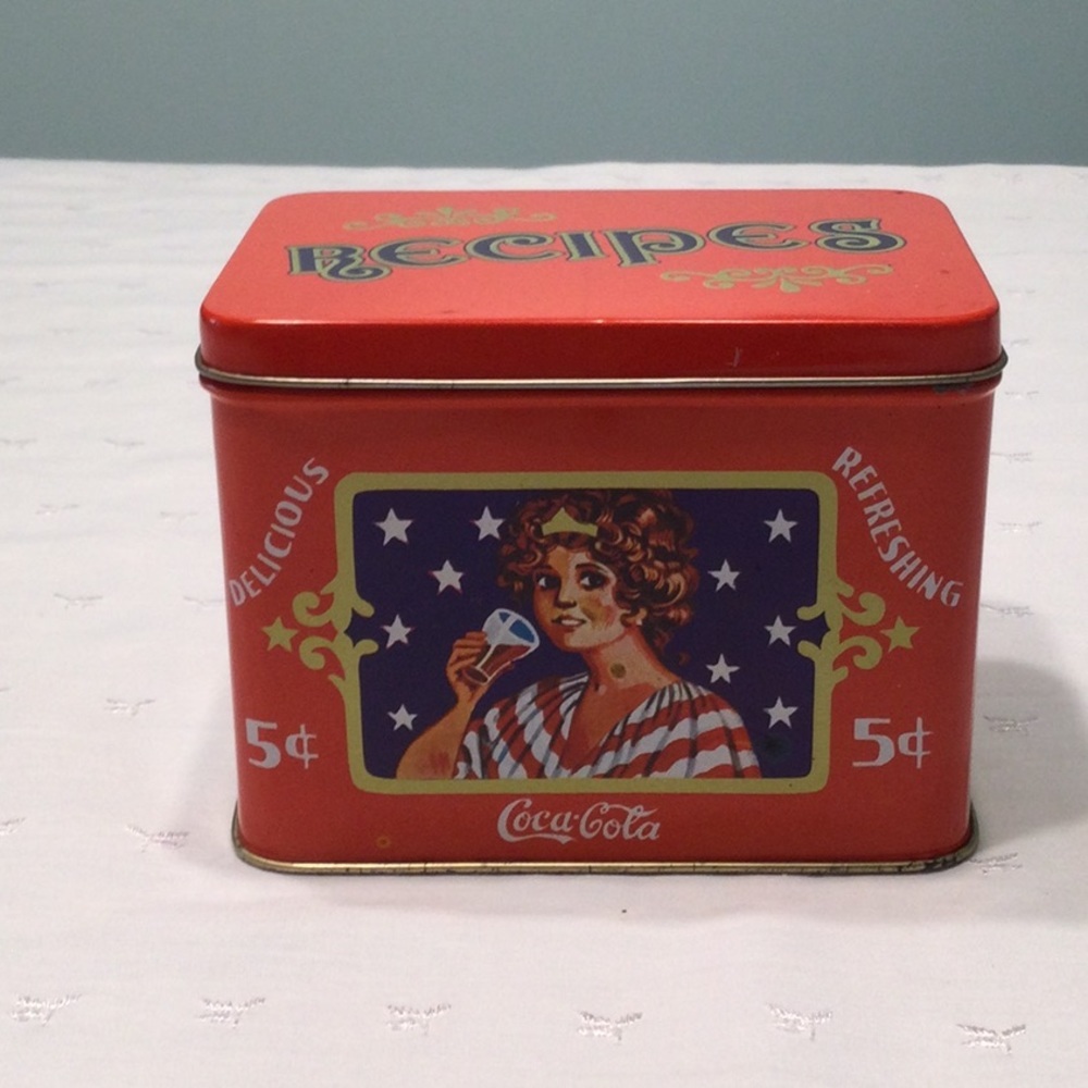 Coca Cola Recipes Tin w/ Blank Recipe Cards​
